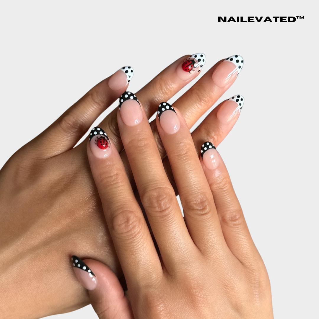 LUCKY DOTS