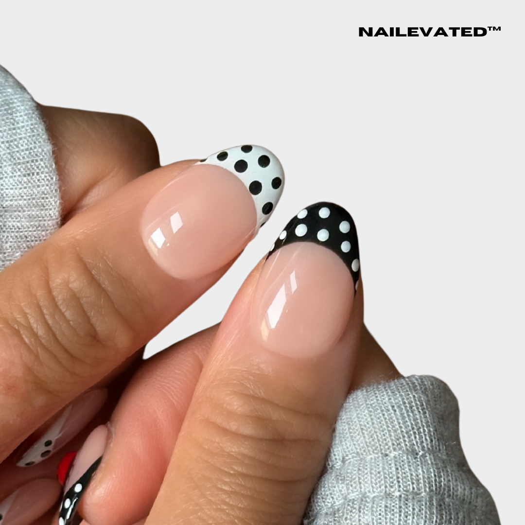 LUCKY DOTS