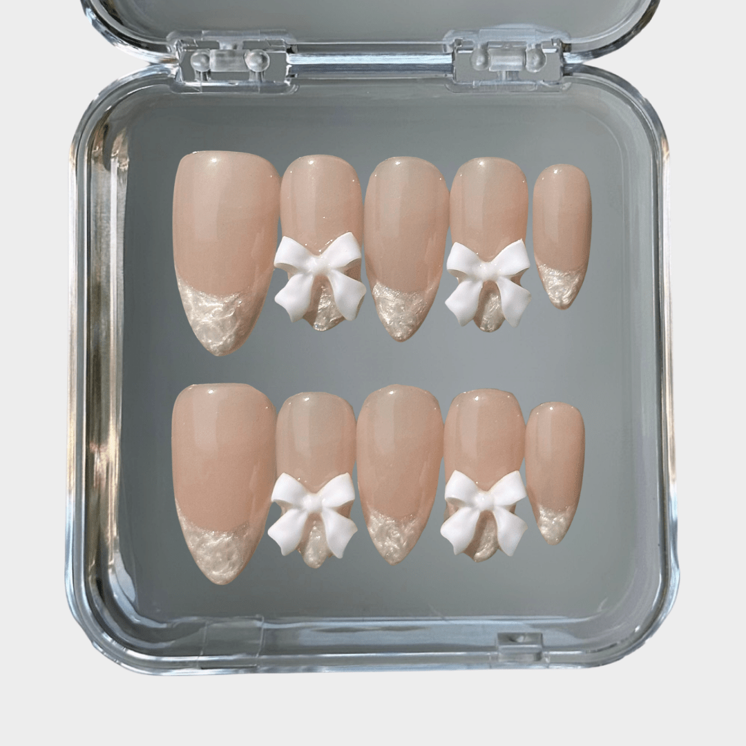 CREAMY BOWS - nailevated