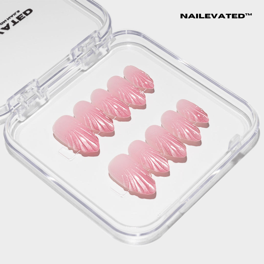 FROSTED DAYDREAM - nailevated