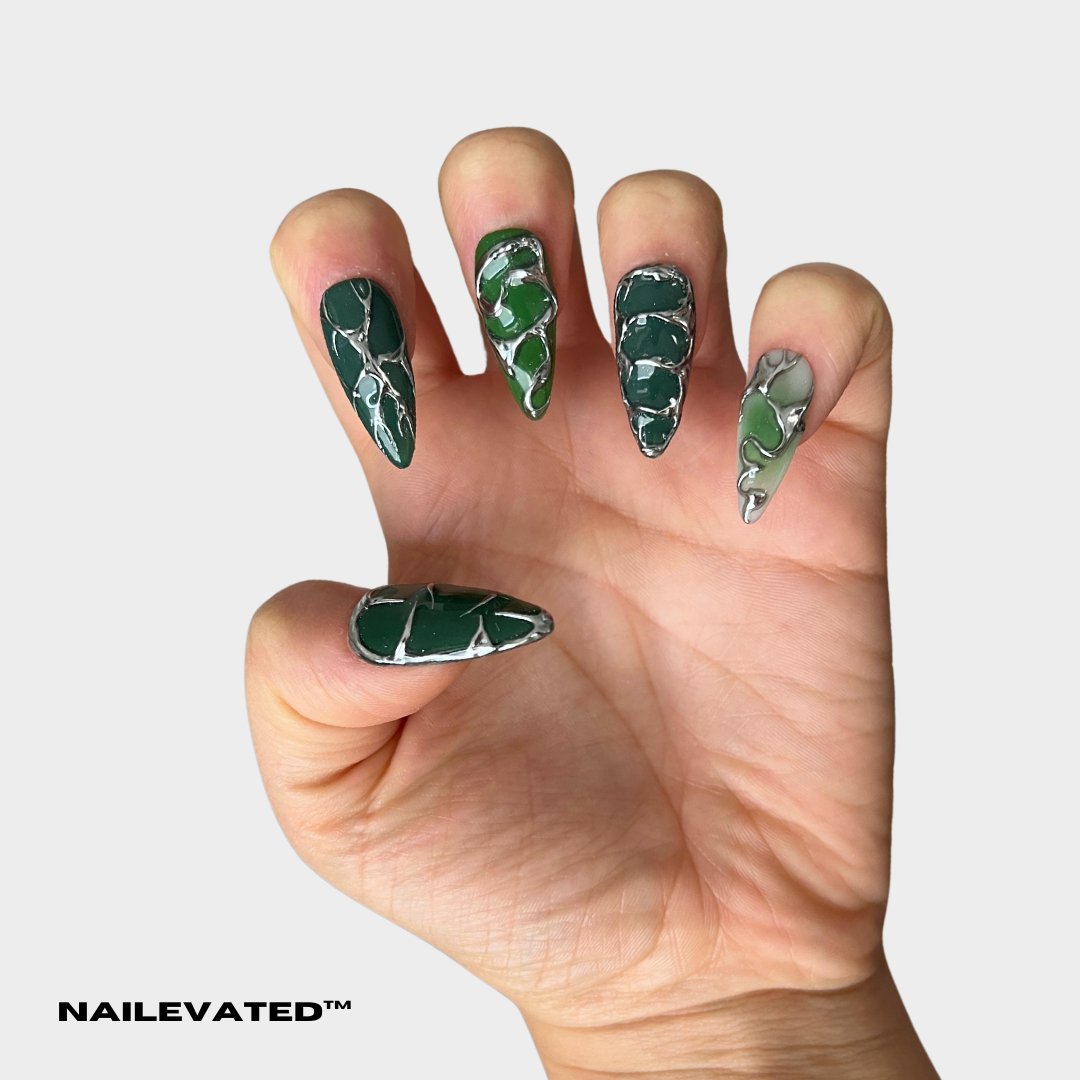 ALIEN - nailevated