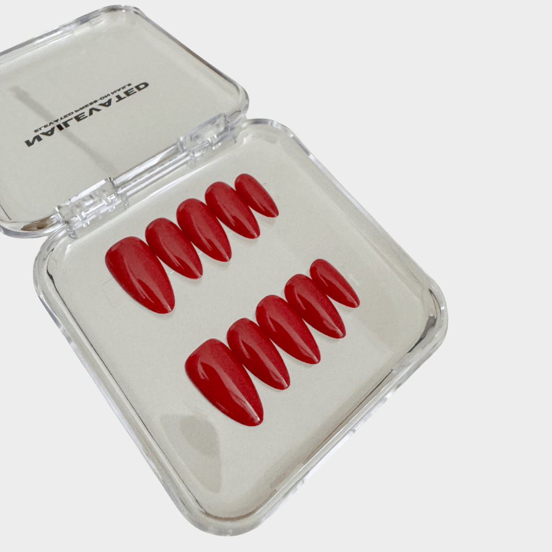 LADY IN RED - nailevated