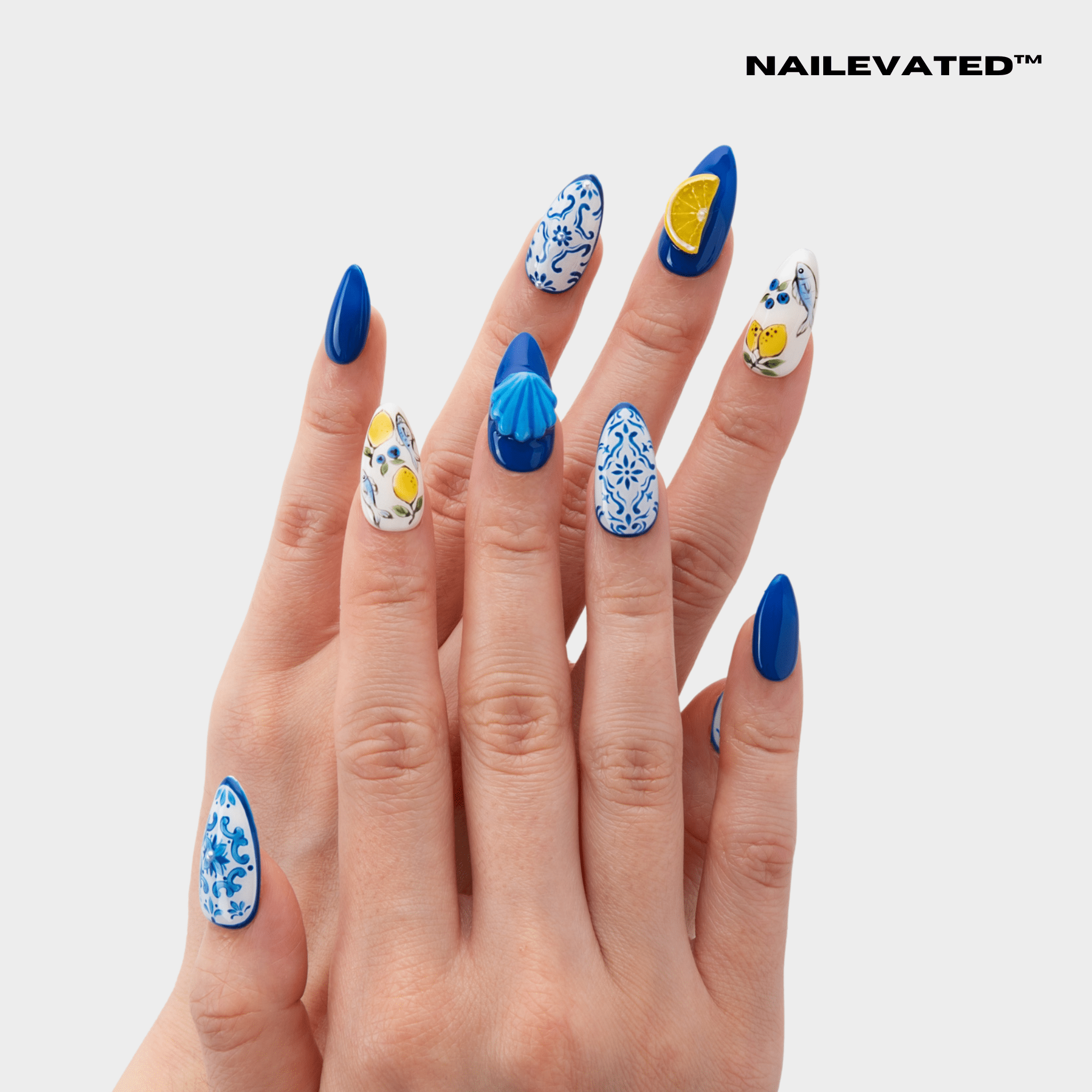 SANTORINI - nailevated