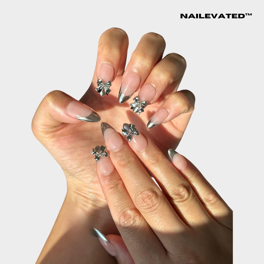 SILVER BOWS - nailevated