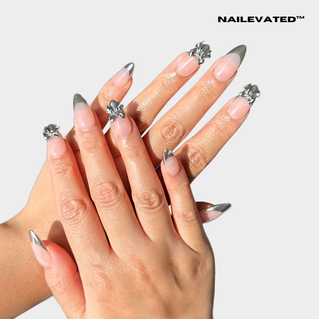 SILVER BOWS - nailevated