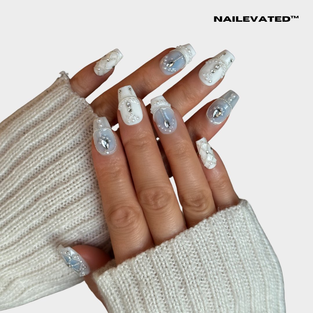 SNOW QUEEN - nailevated